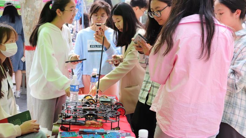 Kong网关在微服务架构中的应用与集成方法解析